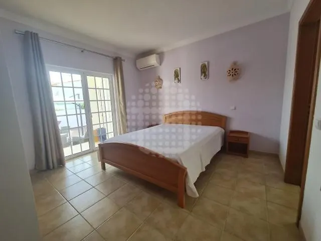 Oliveira Velha Holidays Hotel